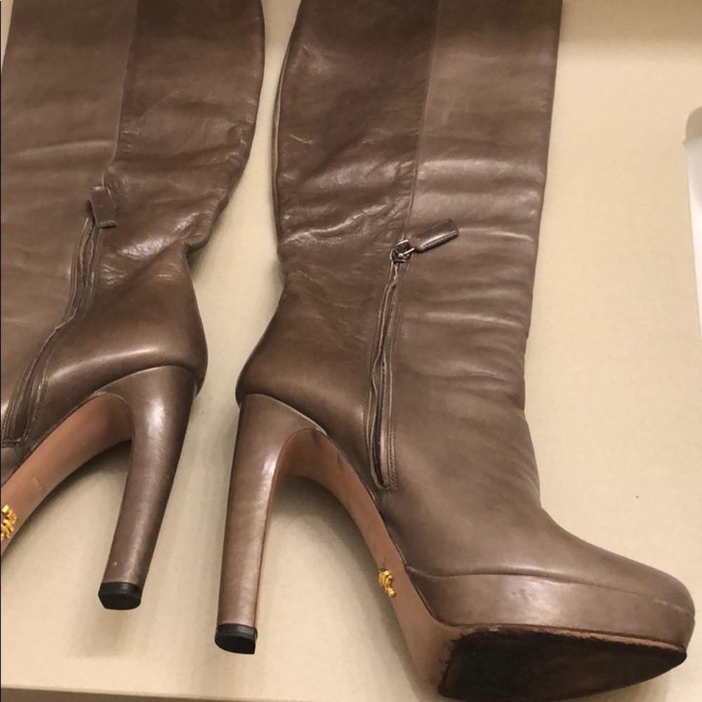 Prada boots - Picture 4 of 12